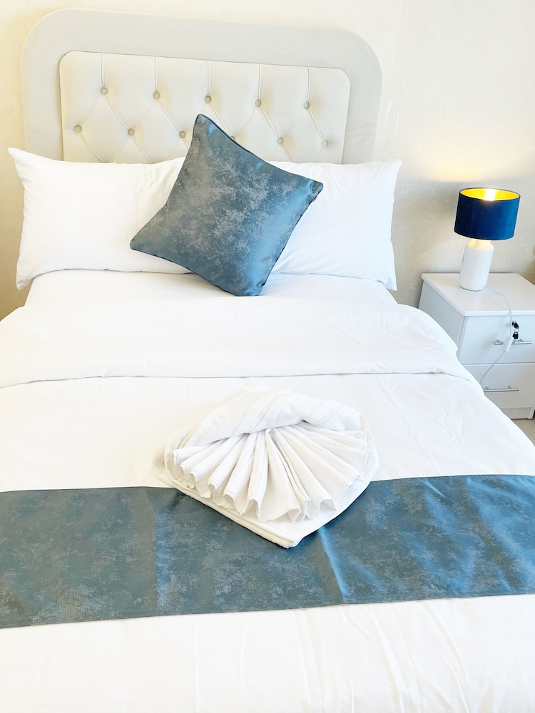 Deluxe Double or Twin Room, Sea View photo 2