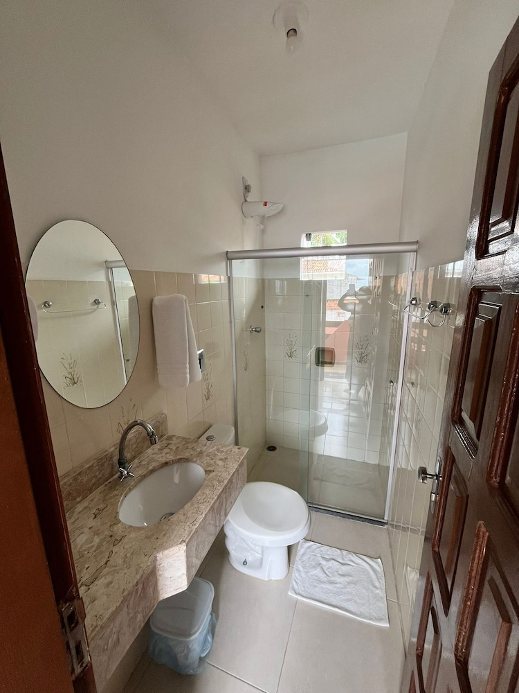 Standard Twin Room, Partial Sea View photo 3