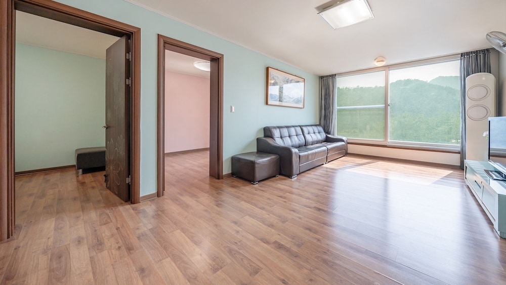 Basic Room, 2 Bedrooms (Haneul (New Building 2F/ BBQ))
