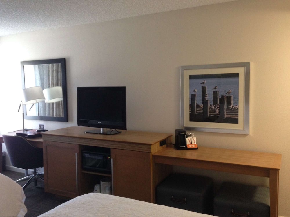 Room, 2 Queen Beds - Photo 2