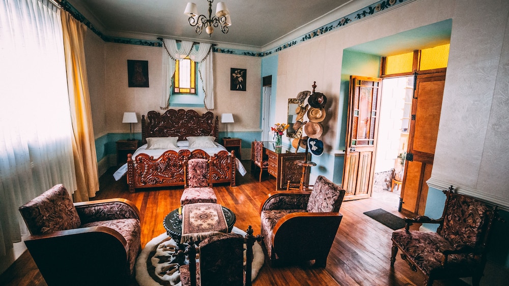 Superior Suite, 1 King Bed