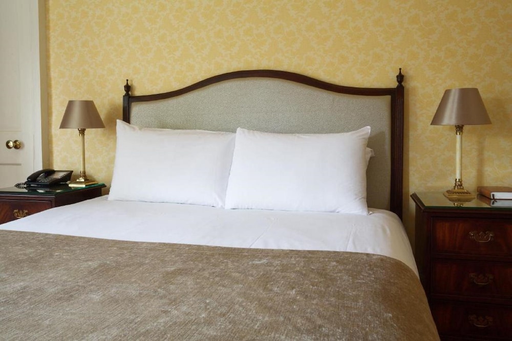 Exclusive Double Room (Main House) photo 3