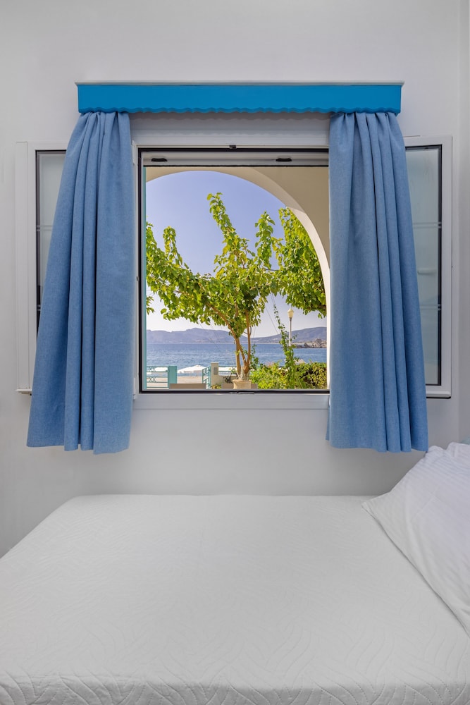 Superior Apartment, Sea View, Ground Floor photo 3