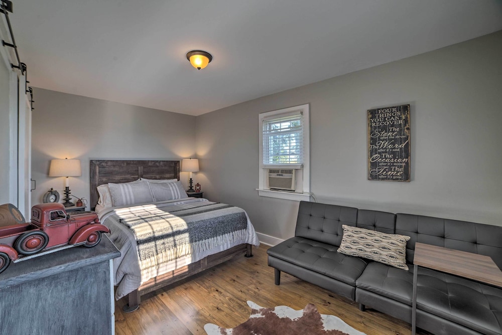 House (2 Bedrooms) photo 2