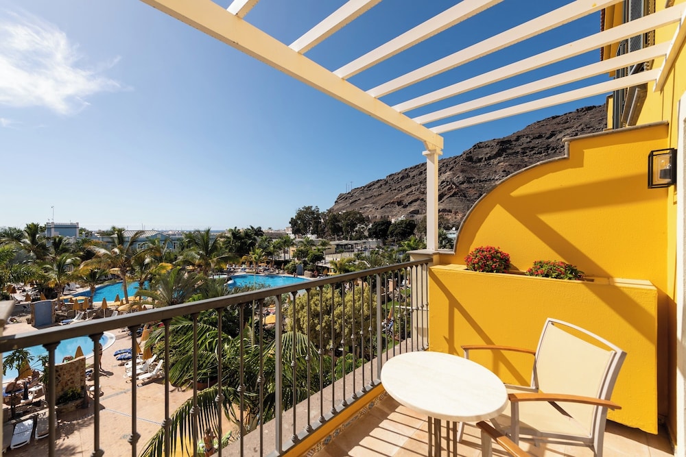 Double Room, Pool View (2 Adults + 1 Child)