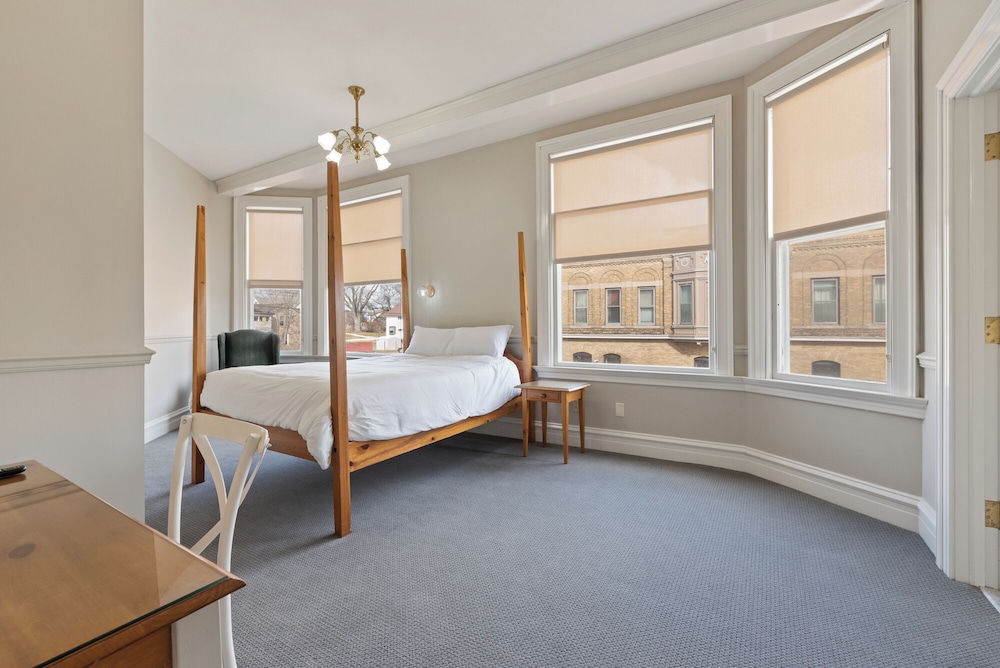 Classic Room