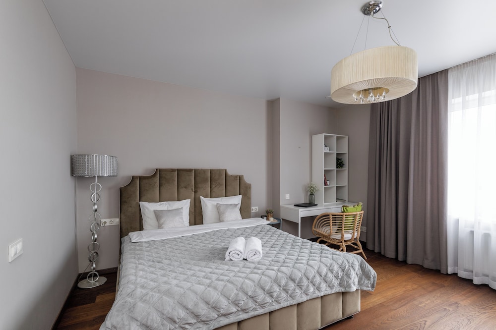 Luxury Condo photo 1