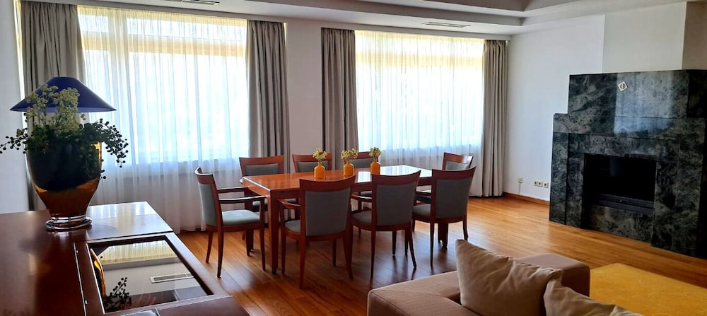 Senior Suite, Lake Side photo 2