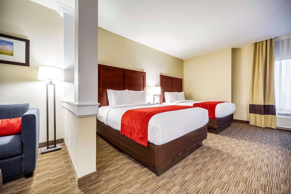 Suite, Multiple Beds, Accessible, Non Smoking - Photo 1