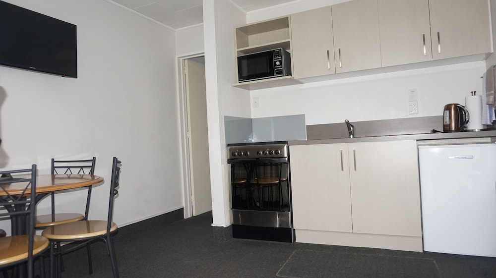 One Bedroom King Twin Suite - Prepaid - Photo 3