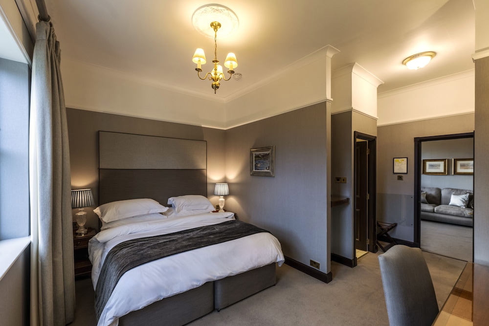 Deluxe Suite photo 1