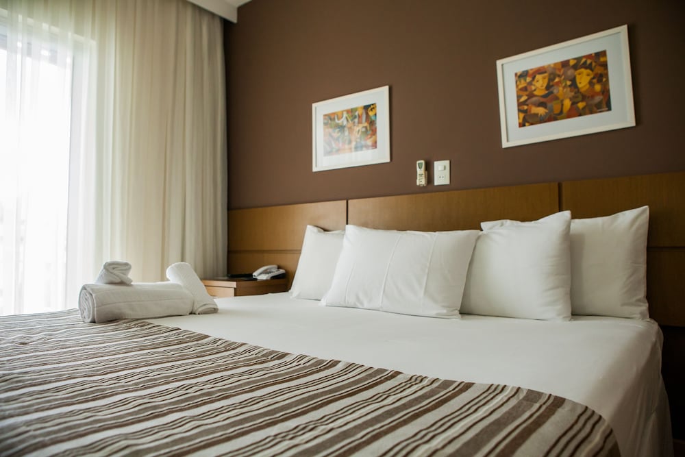 Deluxe Double Room, 1 King Bed photo 1