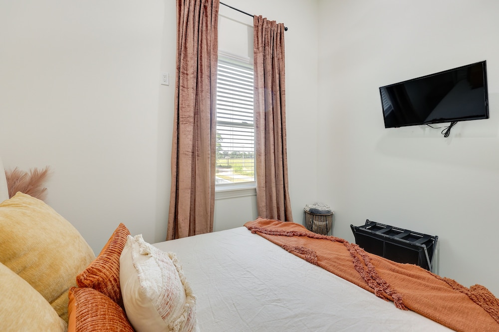 House (4 Bedrooms) photo 1