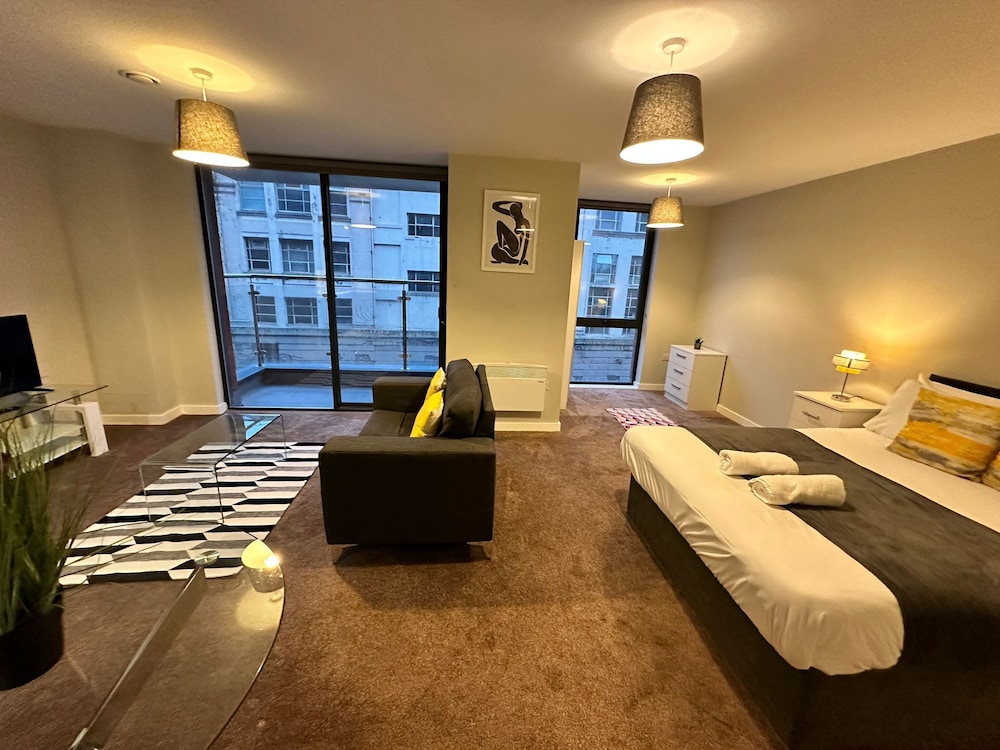 Studio Apartment photo 3