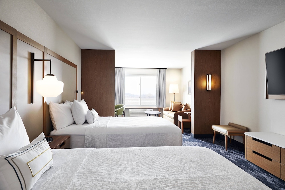 Suite, Multiple Beds