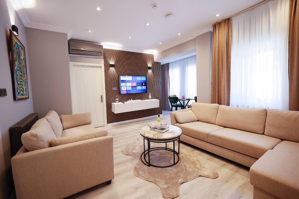 Deluxe Apartment, 1 Bedroom, 2 Bathrooms, Garden View photo 1