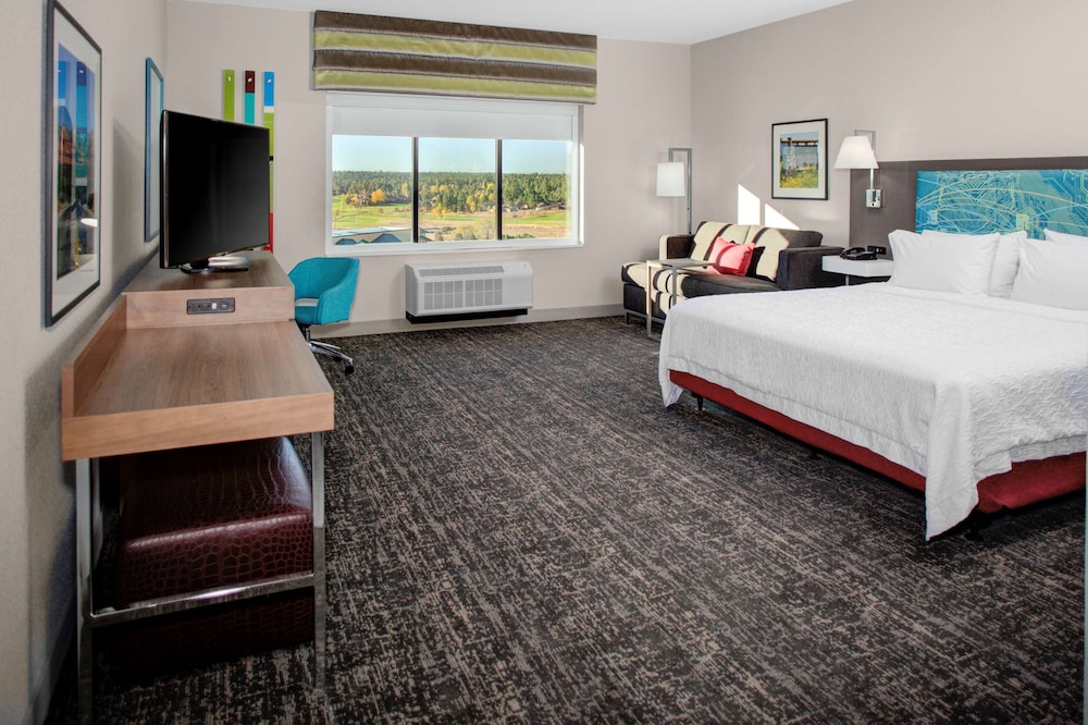 Room, 1 King Bed, Accessible, Bathtub photo 1