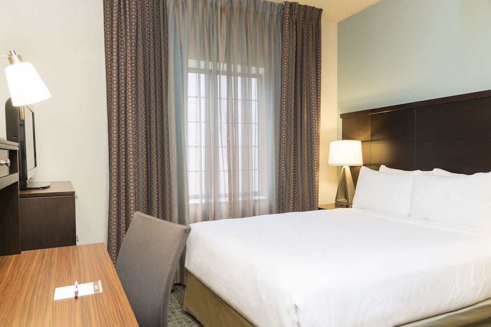 Suite, 1 Bedroom, Mobility Accessible, Kitchen (Communications) - Photo 3