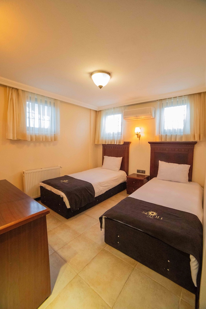 Basement floor, Basic Twin Room