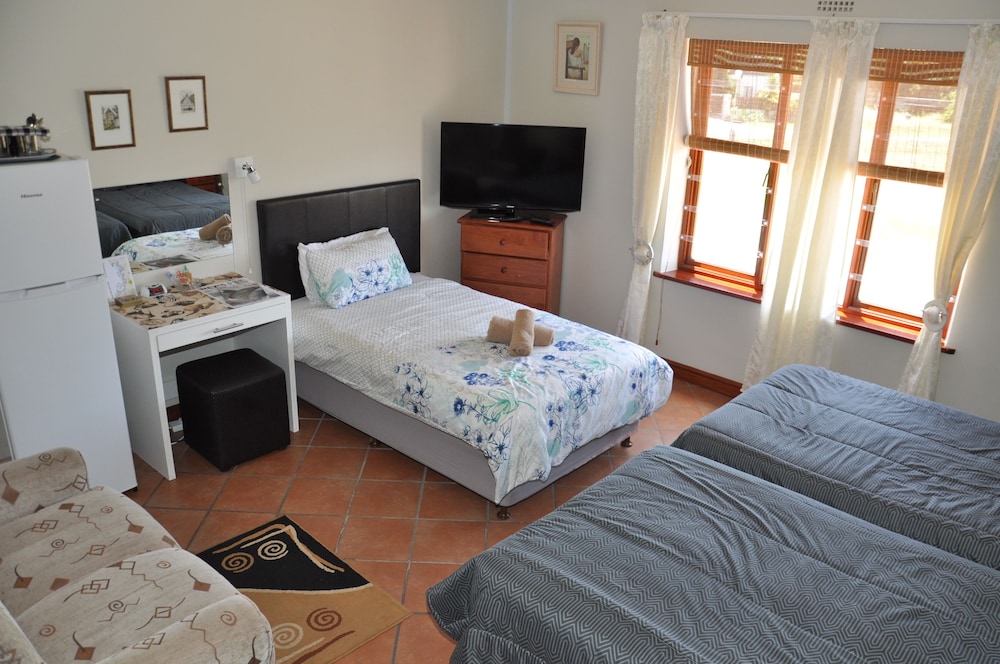 Quadruple Room (First Floor) photo 3