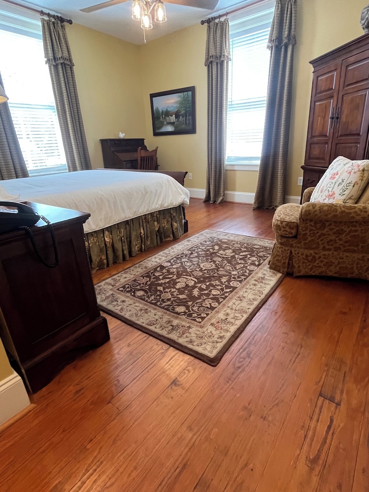 Standard Room, 1 Bedroom, Non Smoking (The Carlyle Room)