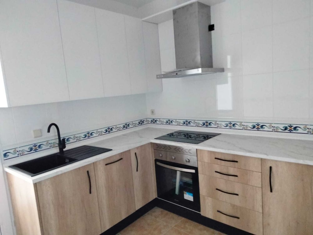 Premium House, 3 Bedrooms photo 2