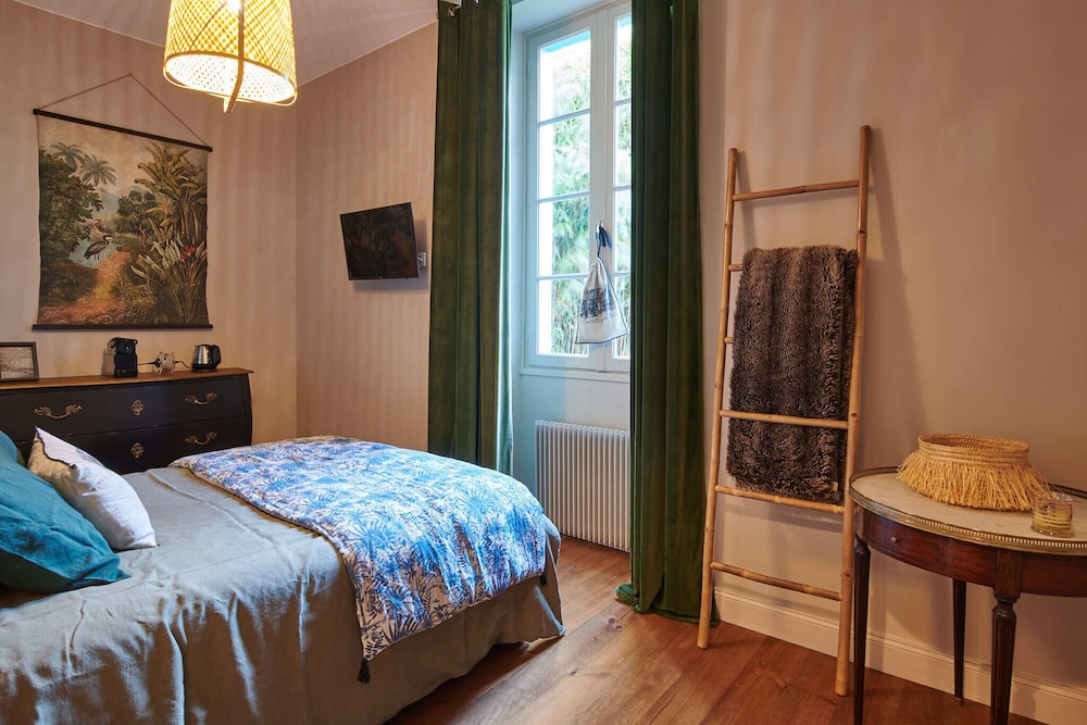 Deluxe Room - Photo 4