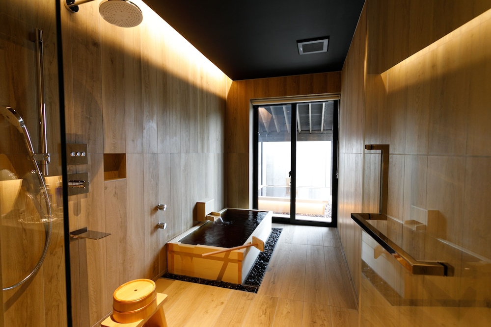 Executive Twin Room with Open Air bath - Non-Smoking photo 2