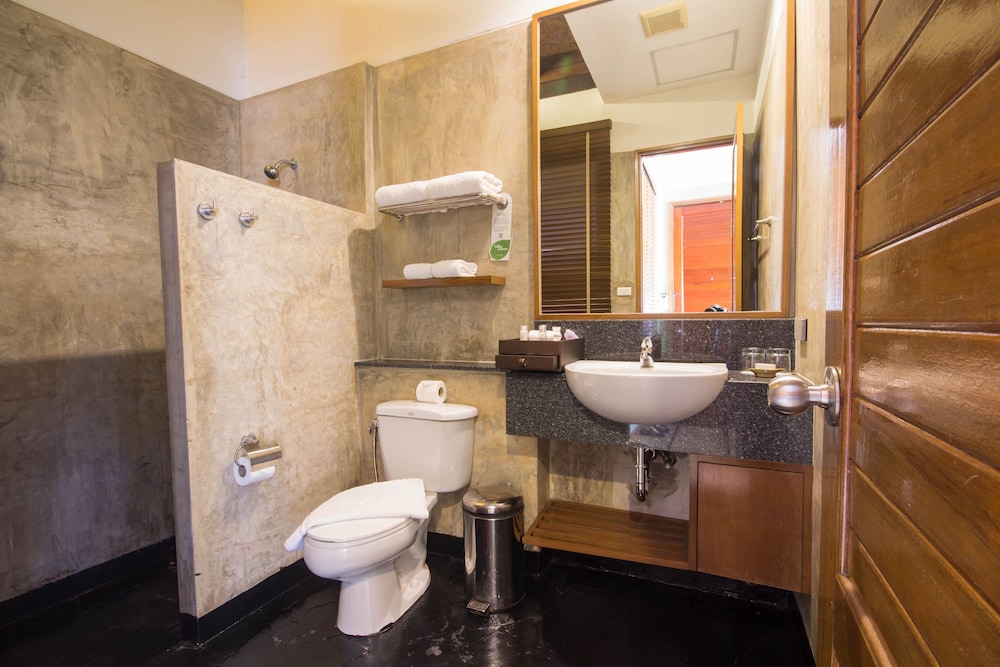 Family Suite, 2 Double Beds, Garden View photo 2