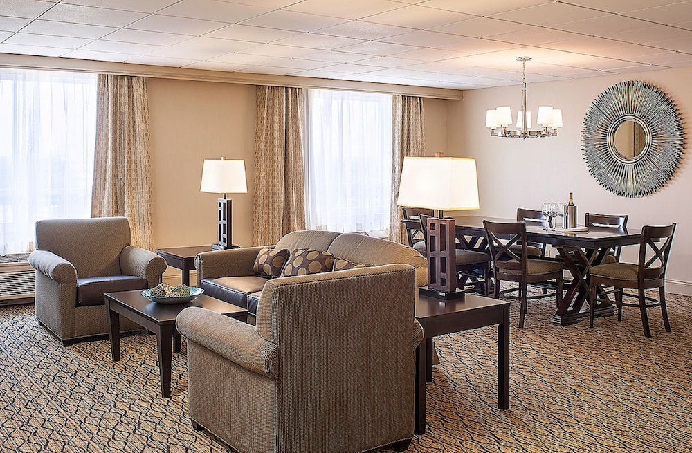 Suite, 1 Bedroom (Top Floor)