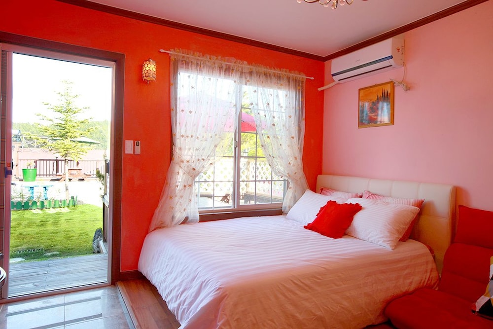 Room (Emerald) photo 2