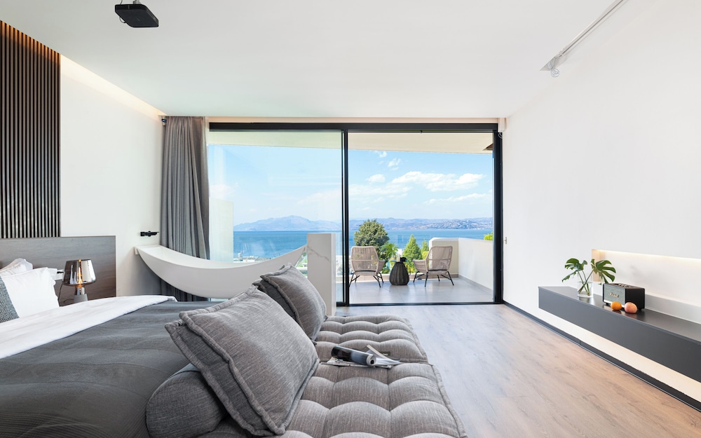 Standard Double Room, Ocean View photo 1