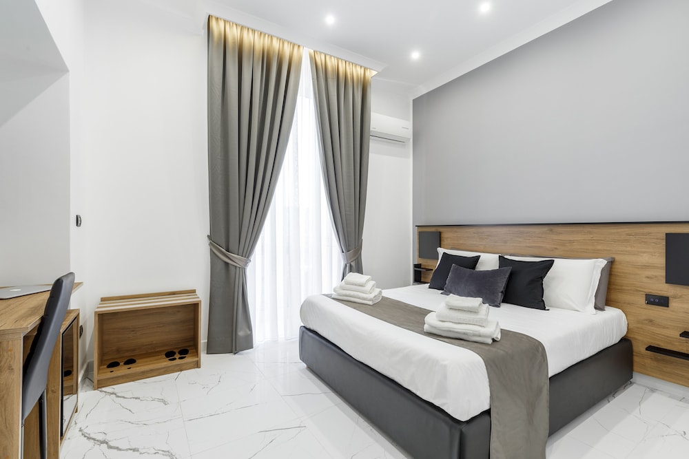 Standard Double or Twin Room photo 2