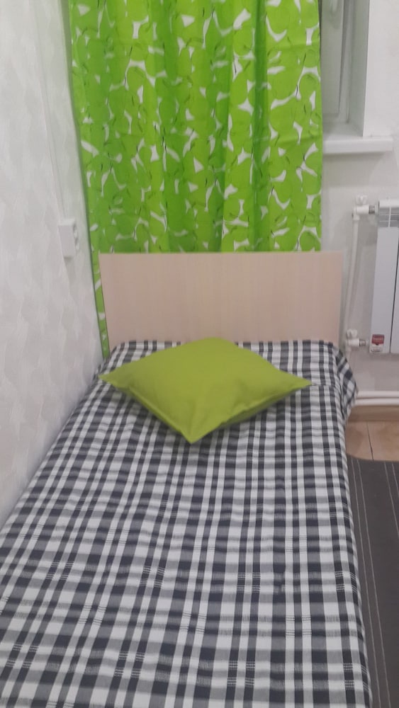 Economy Triple Room, Shared Bathroom photo 3