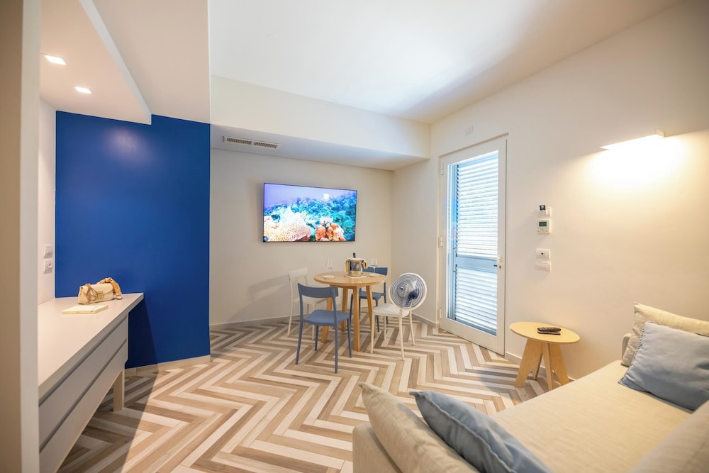 Premium Apartment, Terrace, Annex Building photo 3