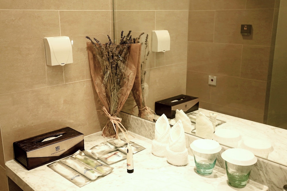 Superior Twin Room, Garden View photo 2