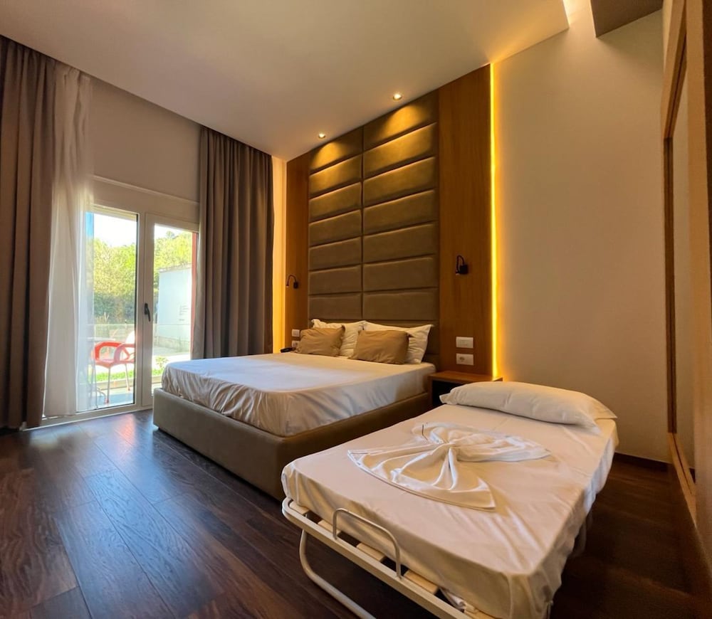 Triple Room photo 2