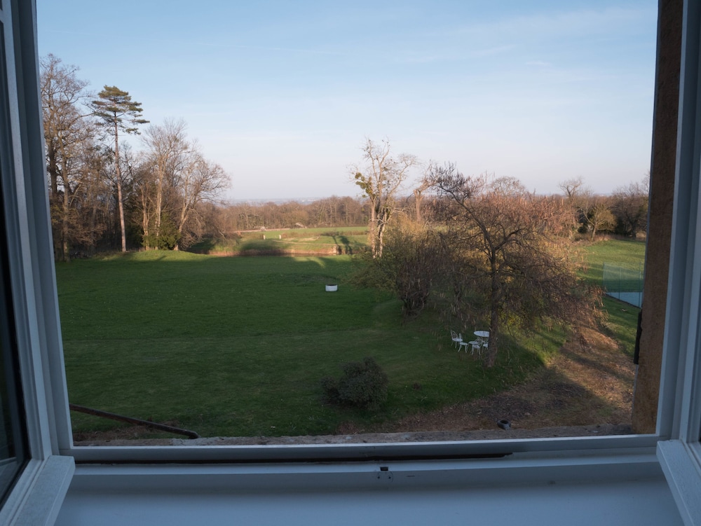 Deluxe Double Room, Private Bathroom, Park View (Chambre Bleue ) photo 1