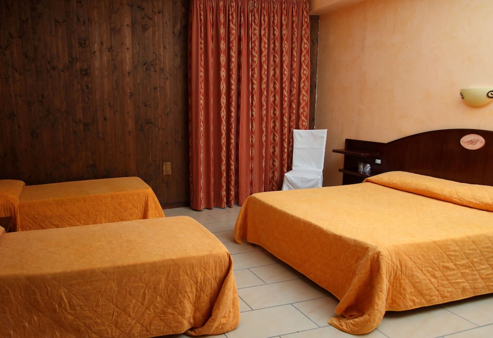 Triple Room photo 1