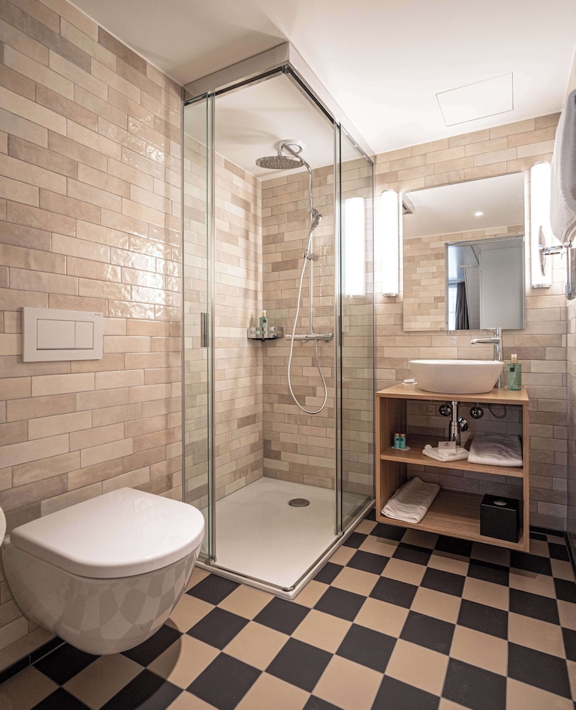 Standard Room, 1 Double Bed, Annex Building (Boutique Room) - Photo 4