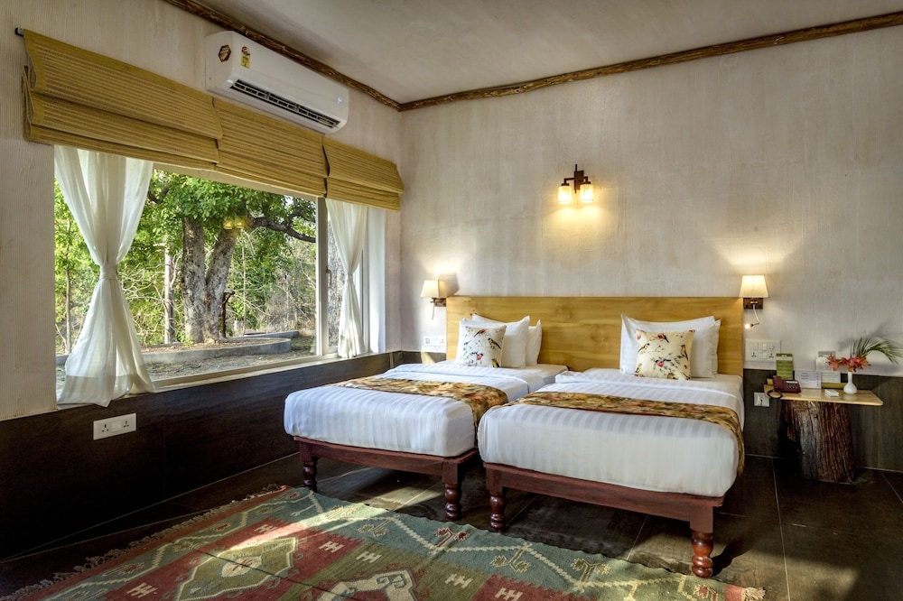 Premium Double or Twin Room, River View - Photo 4