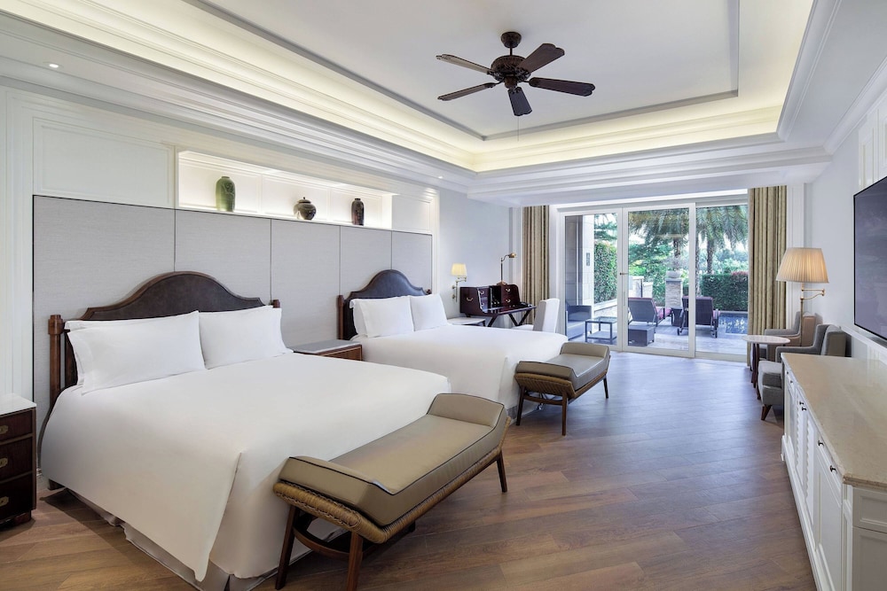 Room, 2 Double Beds, Balcony - Photo 1