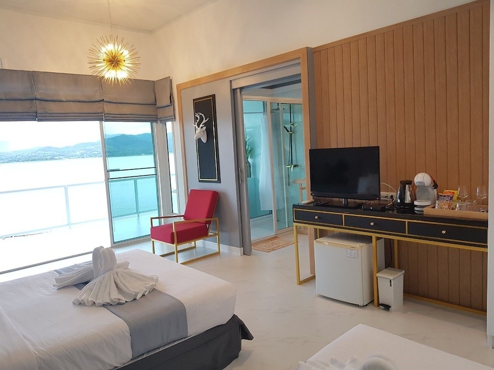 Jacuzzi Villa - Twin Bed photo 2