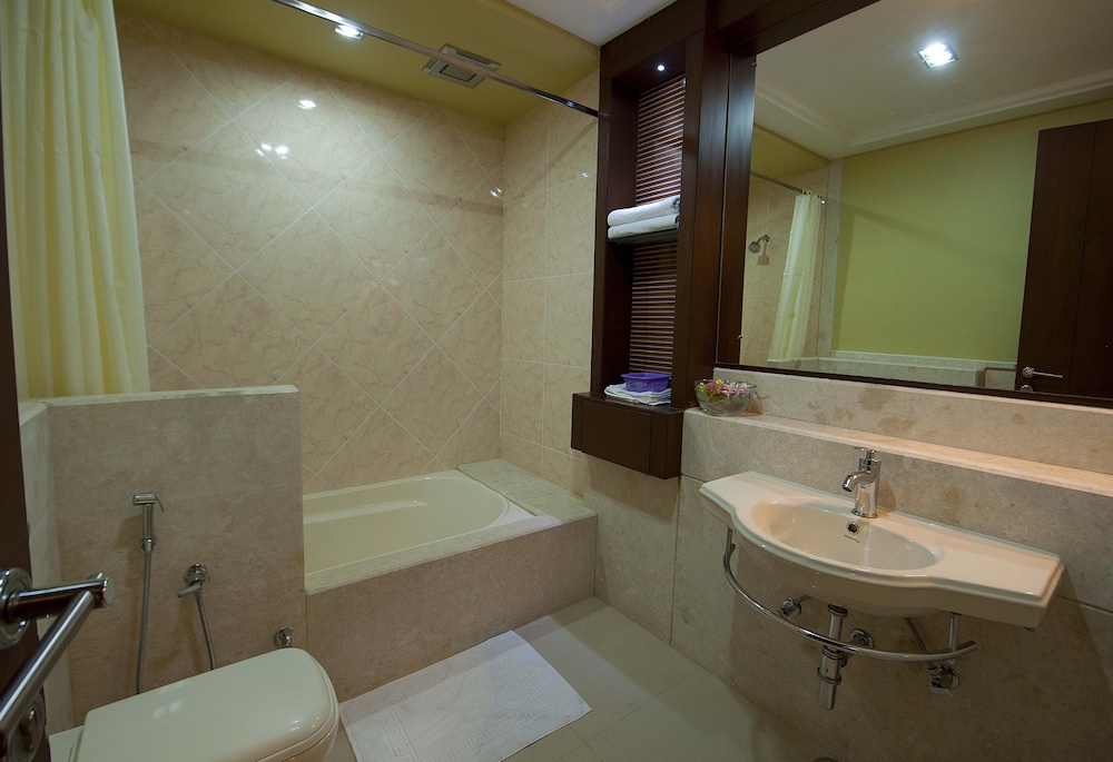 Standard Deluxe Room - Photo 4
