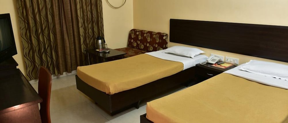 Deluxe Room - Photo 1