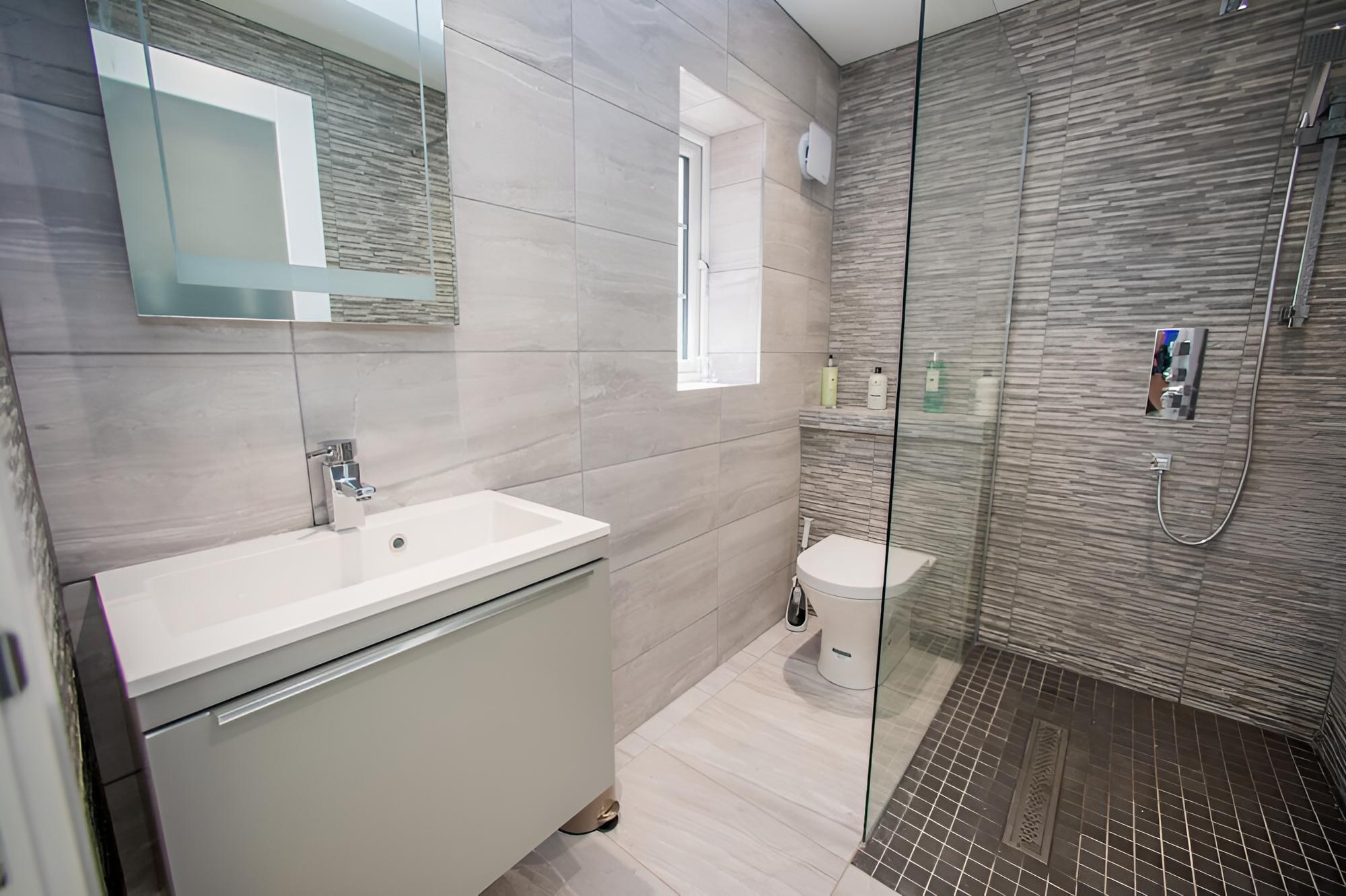 Luxury Cottage, Private Bathroom photo 3