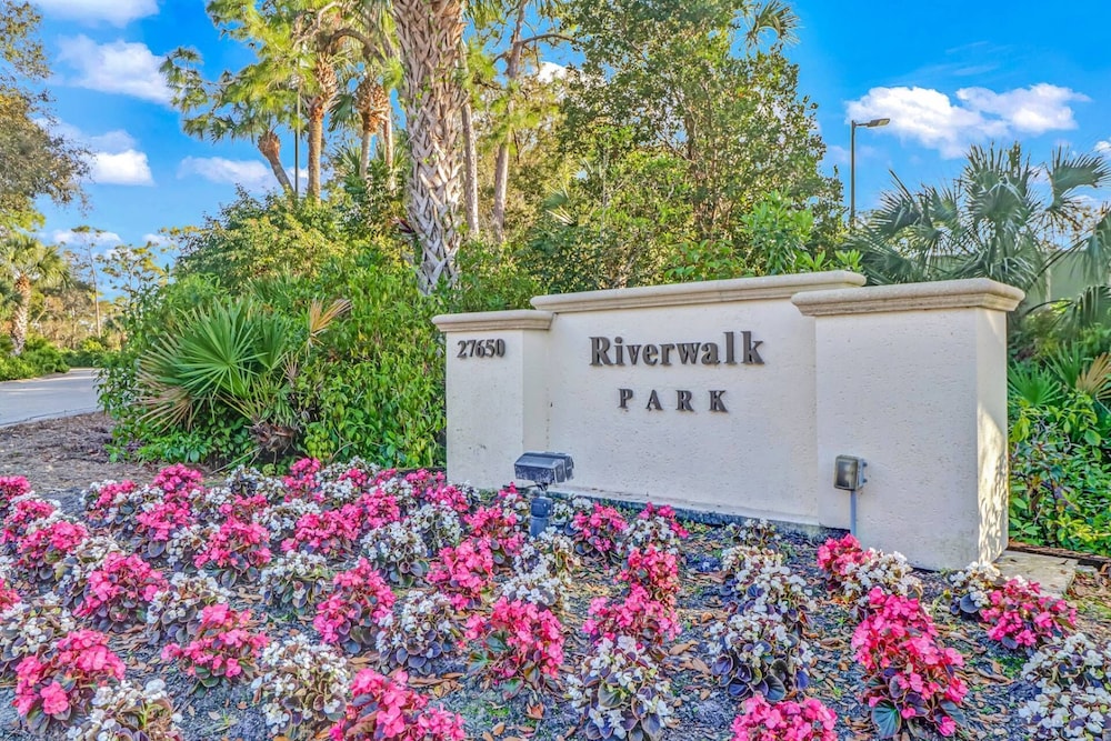 Condo (3621 Wild Pines Dr) photo 2