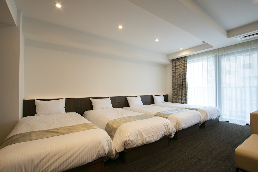 Superior Room (58sqm / For 6 People), Non Smoking photo 3