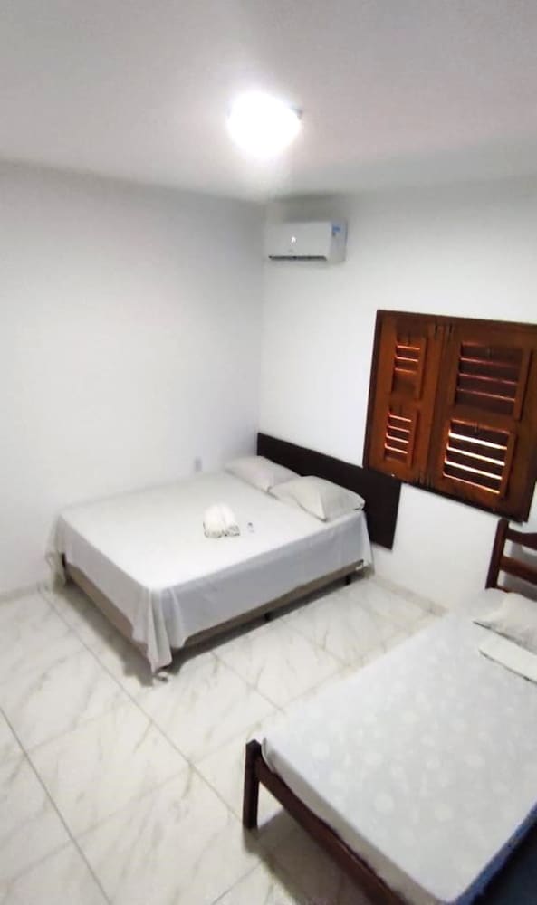 Standard Twin Room photo 2