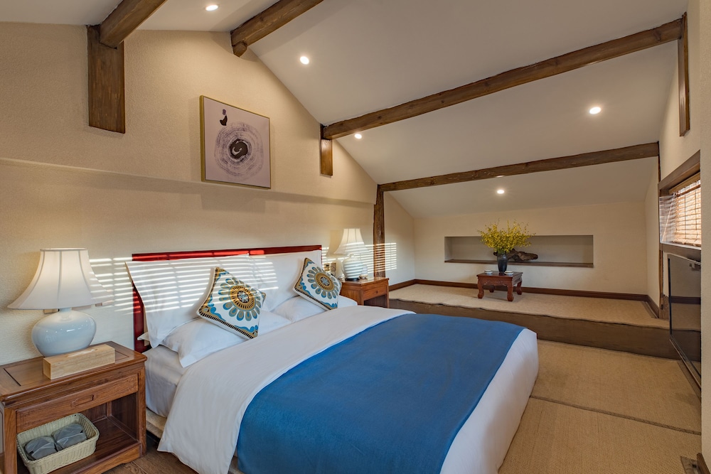 Suite - Photo 2